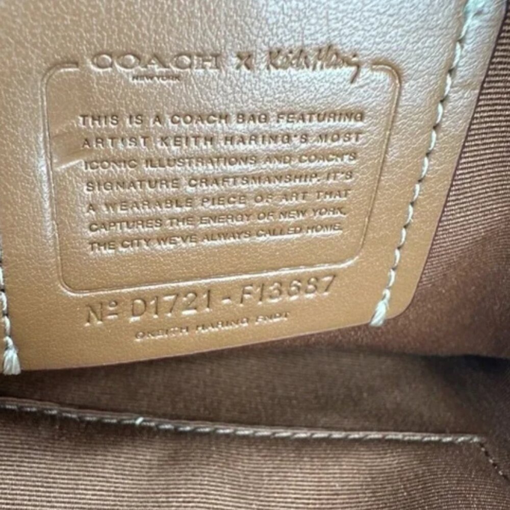 PLAY MYSTERY GAME $25/ SPOT TO WIN Coach x Keith Haring Crossbody EUC - Picture 8 of 16